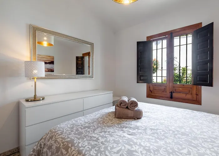 Casablanca 25 Oasis * Nerja